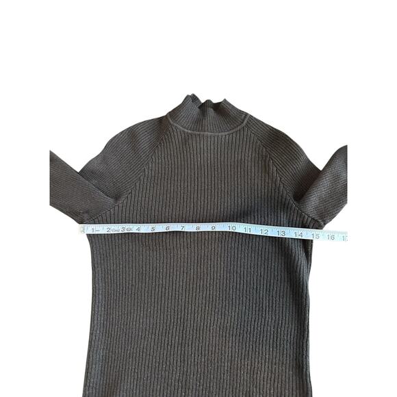 St. John Black Basic Ribbed Mock Neck Stretch Knit Long Sleeve Shirt Size Medium - Picture 7 of 9